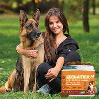 Friandises à mâcher naturelles pour la prévention des puces et des tiques chez le chien, 150 unités, saveur poulet, favorise la santé de la peau et du pelage pour toutes les races