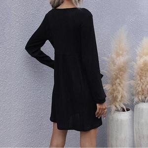 Maßgeschneidertes V-Ausschnitt-Knopfleisten-Skaterkleid Elegantes Frühlings-Casual-Midikleid für Partys Langärmliges Herbst-Damenkleid mit Taschen - Product Image 6