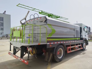 Véhicule de nettoyage haute pression pour panneaux solaires photovoltaïques tout-terrain, tracteur horizontal à quatre roues motrices pour le nettoyage des réservoirs d'eau solaires - Product Image 5