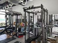 Usine d'équipement de force personnalisée Oem Smith Rack Smith Machine Multi Gym Squat Rack