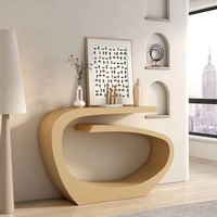 Console ultra-étroite de style européen moderne en fer forgé, table d'appoint artistique de luxe léger pour entrée commerciale