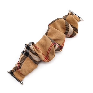 Cinturino elastico Scrunchie in tessuto stampato con motivo alla moda per cinturino di ricambio per orologio <span class=keywords><strong>Apple</strong></span> 38mm 40mm 42mm <span class=keywords><strong>44mm</strong></span> - Product Image 1