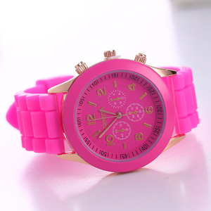 Montre en silicone à quartz de luxe écologique Genève Hangzhou, tendance, colorée, style gelée, pour étudiants, sportive, unisexe, transfrontalière - Product Image 3