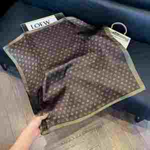 Nouveau foulard carré multifonctionnel en soie artificielle imprimée pour le printemps et l'été, avec nœud papillon, protection solaire, pour femme - Product Image 2