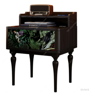 Mesita de Noche de Estilo Forestal Noruego, Simple, con Función de Carga Inalámbrica, Hecha de Madera de Fresno - Product Image 1