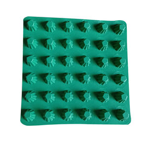 Tablero <span class=keywords><strong>de</strong></span> drenaje <span class=keywords><strong>de</strong></span> bobina <span class=keywords><strong>de</strong></span> impermeabilización HIPS HDPE para techos <span class=keywords><strong>de</strong></span> garaje Jardines Fútbol y campos <span class=keywords><strong>de</strong></span> golf Precio bajo - Product Image 4