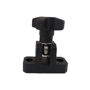 Abrazadera <span class=keywords><strong>de</strong></span> precio <span class=keywords><strong>de</strong></span> fábrica, riel <span class=keywords><strong>de</strong></span> guía <span class=keywords><strong>de</strong></span> plástico e inoxidable para piezas <span class=keywords><strong>de</strong></span> transportador - Product Image 3