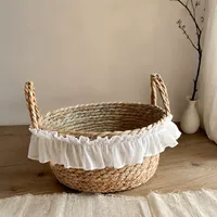 Panier de rangement en paille tressé à la main, style vintage français, avec bordure en dentelle, organiseur de bureau pour cosmétiques et jouets