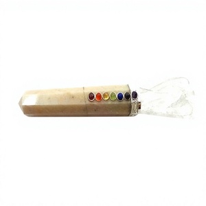 Vente en gros 7 Chakra Pierre de lune naturelle Cristal Ange Baguette de pierres précieuses Pierre semi-précieuse Artisanat en vente - Product Image 1