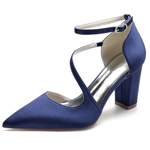 <span class=keywords><strong>Scarpe</strong></span> da <span class=keywords><strong>Sposa</strong></span> di Lusso con Tacco Quadrato, <span class=keywords><strong>Comode</strong></span> Calzature <span class=keywords><strong>Bianche</strong></span> Slip-On per la <span class=keywords><strong>Sposa</strong></span>, Primavera-Estate - Product Image 4