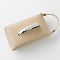 Boîte à mouchoirs portable en cuir PU avec sangle, support mural ou pour dossier de siège de voiture, pliable, vente directe usine B2B OEM