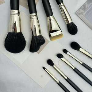 Set de 18 Brochas de Maquillaje Profesionales, Pelo Sintético, Mango de Madera, para Rostro, Rubor, Polvo, Base, Sombra de Ojos - Product Image 2