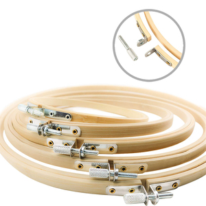 Aros de bordado redondos de madera de bambú ajustables al por mayor para bordado y punto de cruz - Product Image 3