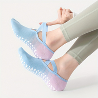 Chaussettes de yoga et de Pilates personnalisées avec sangles croisées, antidérapantes, pour le sport et le fitness, avec logo personnalisé pour femmes