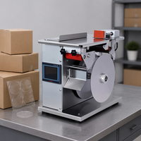 Machine semi-automatique d'étiquetage d'angle pour boîtes transparentes anti-contrefaçon à angle droit