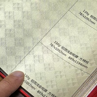 Doublures de boîtes cadeaux premium en papier métallisé 130g, couché mat doré, texture gaufrée, laminé à la feuille (matériau d'emballage de luxe)