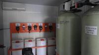 Système de traitement d'eau pure par osmose inverse (RO) conteneurisé AKTIFPAK 10000L/heure Matériel SS304/SS316 PLC+Écran tactile