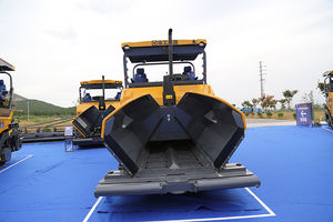 <span class=keywords><strong>XCMG</strong></span> prix usine RP903 pavé machine de pose de 9m de route en béton finisseur - Product Image 6