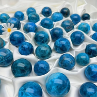 Sphère d'apatite bleue naturelle, guérison par le Reiki, boule de cristal polie sculptée à la main, sphère de pierre précieuse pour la décoration de la maison