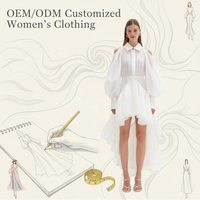 Nouvelle Robe Femme Tendance Blanche à Col Pointu, Épaules Dénudées, Manches Ballon, Boutonnée, Taille Smockée, Volants Asymétriques, Coupe Asymétrique