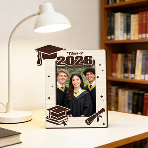 Cadre <span class=keywords><strong>photo</strong></span> carré en bois pour <span class=keywords><strong>la</strong></span> saison des diplômes 2026, gravure personnalisée, design chapeau <span class=keywords><strong>de</strong></span> bachelier, commémoratif créatif, pour l'exportation - Product Image 3
