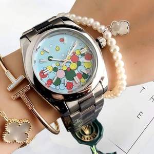 Nouvelle montre tendance à prix bas, montre pour homme en acier inoxydable argenté, cadran bleu dégradé, marqueurs lumineux, montre de sport décontractée de luxe - Product Image 5