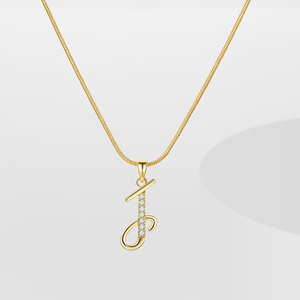 Collana da donna KISSWIFE CZ con ciondolo a lettere iniziali miste (26 lettere dell'alfabeto) in rame placcato oro su catena a serpente - Product Image 3