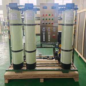 เครื่องกรองน้ำระบบ Reverse Osmosis ขนาด 250 ลิตรต่อชั่วโมง พร้อมปั๊มและชิ้นส่วนหลัก PLC แรงดันไฟฟ้า 220V รับประกัน 1 ปี - Product Image 2
