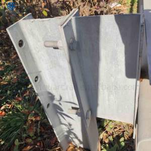 Entretoise de garde-corps de type H AASHTO M180 pour garde-corps routier, entretoise de poutre H galvanisée pour garde-corps - Product Image 2