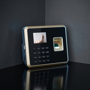 Dispositivo di Registrazione Oraria Autonomo Multilingue con Rilevamento Impronte Digitali per Check-in e Check-out - Product Image 5