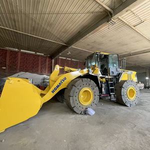 Matériel de construction d'occasion en excellent état, chargeuses sur pneus de grande taille Komatsu WA470, WA500, WA600, à vendre à prix réduit. - Product Image 3