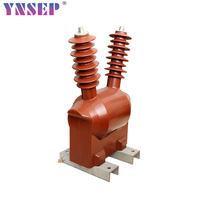 Transformateur de tension extérieur en résine époxy JDZW10-10R 10kV avec fusible HV intégré, monophasé, classe 0.2, 5pC, 75kV BIL, montage sur poteau ZW32