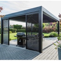 Pergola motorisée de luxe sur mesure en aluminium 6x3 avec panneaux à lames orientables fixes imperméables pour jardin extérieur