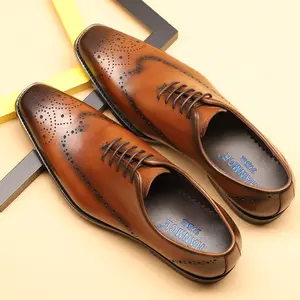 Sapatos masculinos de couro legítimo feitos à mão, de alto nível, estilo italiano, para negócios formais, com cadarços personalizados para festas de casamento