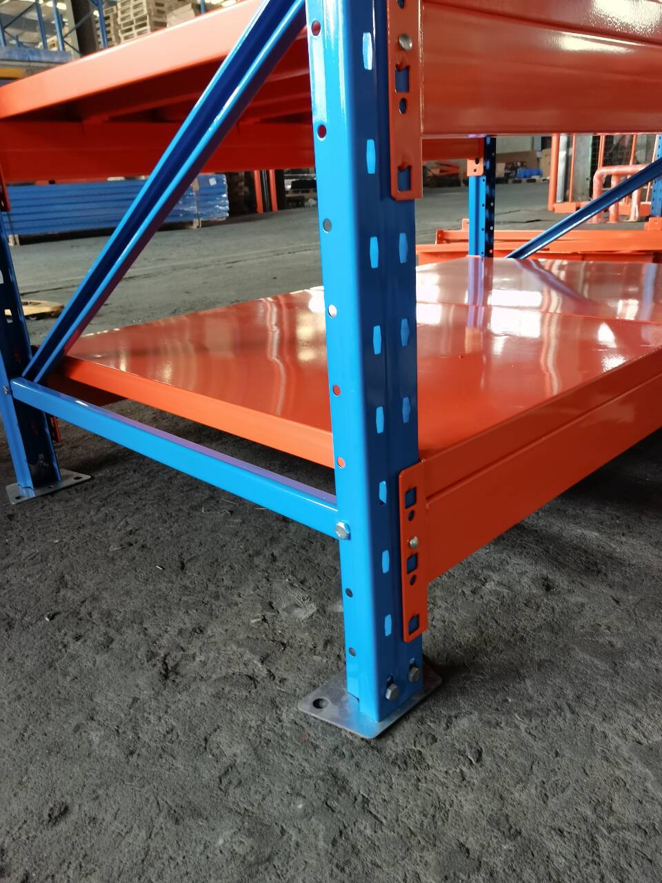 Factory price industrial heavy duty pallet rack with panel