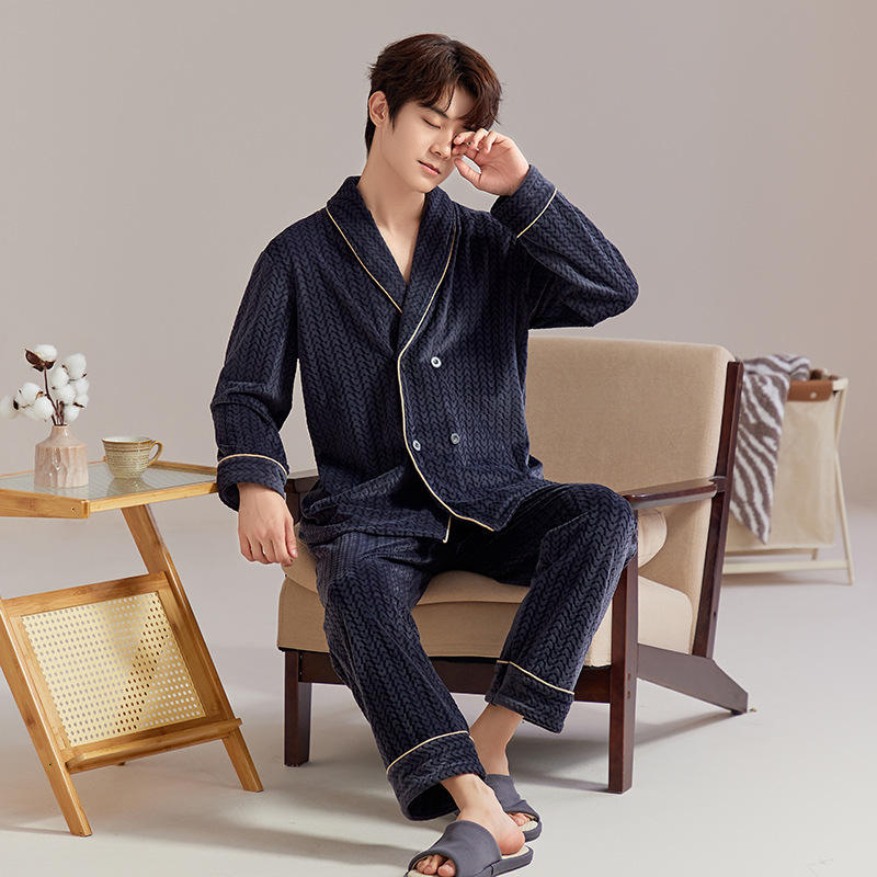 สีเทาเข้ม