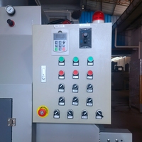 Machine automatique de sablage de traitement de surface métallique de profil en aluminium de bande de convoyeur de sableuse de rouleau de la CE
