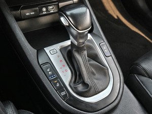 Nouvelle berline essence K3 2019 de marque coréenne avec moteur CVVT, caméra de recul, alerte de trafic transversal et avertisseur de pression des pneus - Product Image 4
