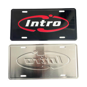 Inserto Personalizzato per Targa Auto con Logo del Concessionario, Targa in Plastica Formato USA, Targa Personalizzata - Product Image 4