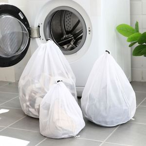 Sac à linge en filet de nylon réutilisable à cordon de serrage, sac de lavage domestique en maille grossière pour vêtements, vente en gros à prix réduit - Product Image 1