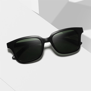 Lunettes de soleil carrées classiques pour enfants, protection UV400, monture PC, verres AC, unisexe, protection solaire, mode, tenues de voyage - Product Image 4