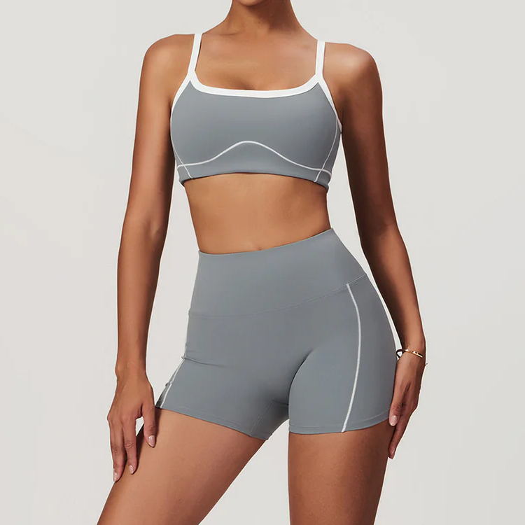 OEM Factory Custom Eco-Friendly Fashion 2-Piece Yoga Set Women Scoop Neckline Contrast Binding Sports Bra and Shorts Set