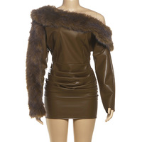Neue Herbst- und Wintermode für Damen: Sexy Schulterfreies Leder-Kleid mit Raffungen und Bodycon-Schnitt