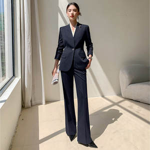 Costume d'automne en velours anti-rides à col en V coupe ajustée pour femme, idéal pour les professionnels, les fonctionnaires, les établissements de formation et les ventes. - Product Image 4