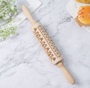 Rouleau à pâtisserie en bois pour les fêtes et Noël, avec motif de Noël imprimé, idéal comme cadeau de Noël - Product Image 4