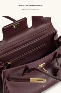 Nuova <span class=keywords><strong>Borsa</strong></span> da <span class=keywords><strong>Donna</strong></span> a <span class=keywords><strong>Tracolla</strong></span> Singola con Design Esclusivo, <span class=keywords><strong>Borsa</strong></span> Lunga in Pelle per Signore - Product Image 4