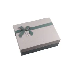 Scatole regalo di cioccolato scatola di cartone spessa scatola di carta bianca all'ingrosso di diverse dimensioni