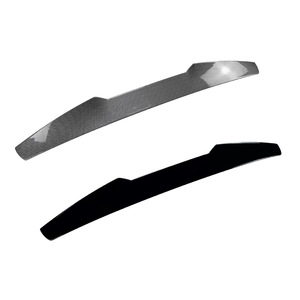 Aileron arrière Alfa Romeo Giulia en fibre de carbone, texture noire piano, forme d'aile, ABS, installation avec ruban adhésif 3M - Product Image 2