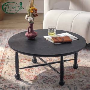 Mesa de Centro Redonda de Madera Maciza Estilo Vintage, Madera de Caucho Negra, Mesa Auxiliar Pequeña para Sala de Estar, Diseño Combinado - Product Image 1