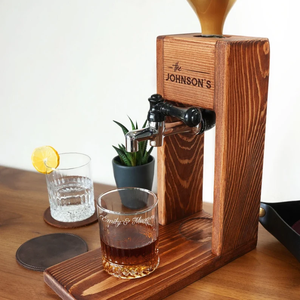 고품질 나무 위스키 디켄터 맞춤형 목재 주류 디스펜서 (잔 포함) 결혼 약혼 집들이 선물 - Product Image 2